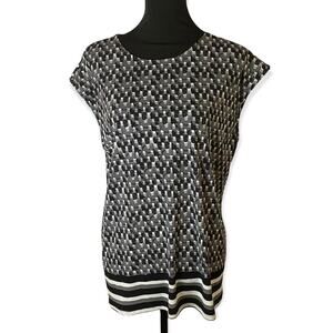 Liz Claiborne Sleeveless Blouse Career Workwear Geometric Black White Top